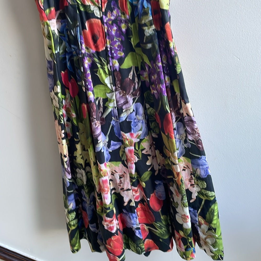 Beautiful dress Rinascimento. - Picture 10 of 13